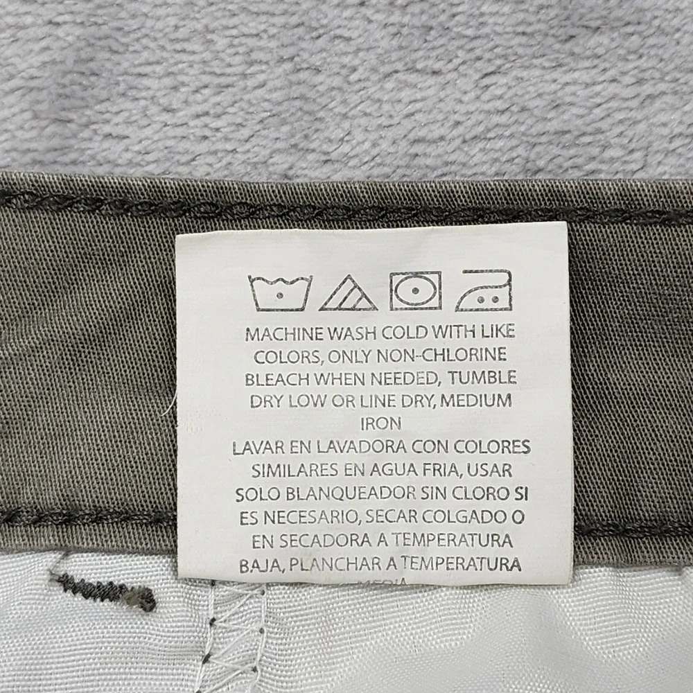 Wrangler Shorts Mens 42 Green Stretch Cargo Chino Relaxed‎ Fit 10 Inseam Casual